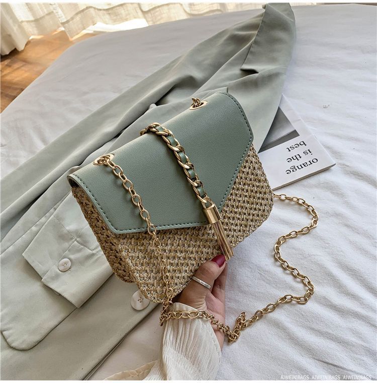 Bolso con cadena simple