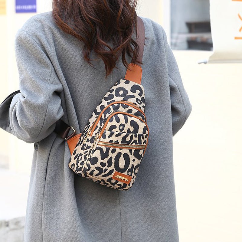 Bolso bandolera con estampado de leopardo