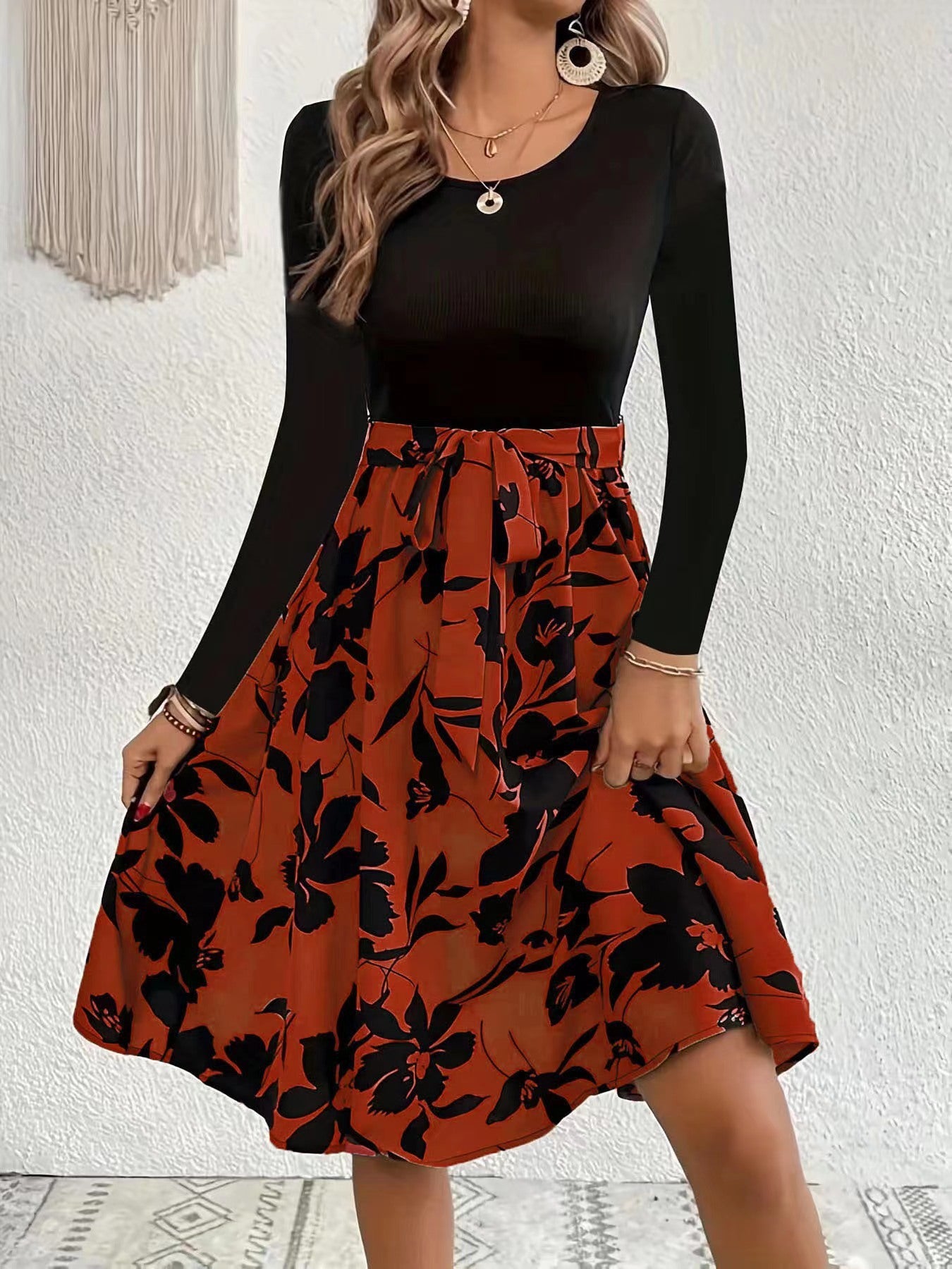 Vestido de manga larga con estampado floral