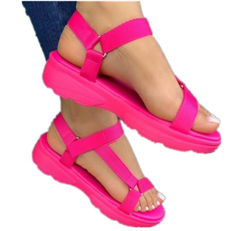 Sandalias planas con velcro