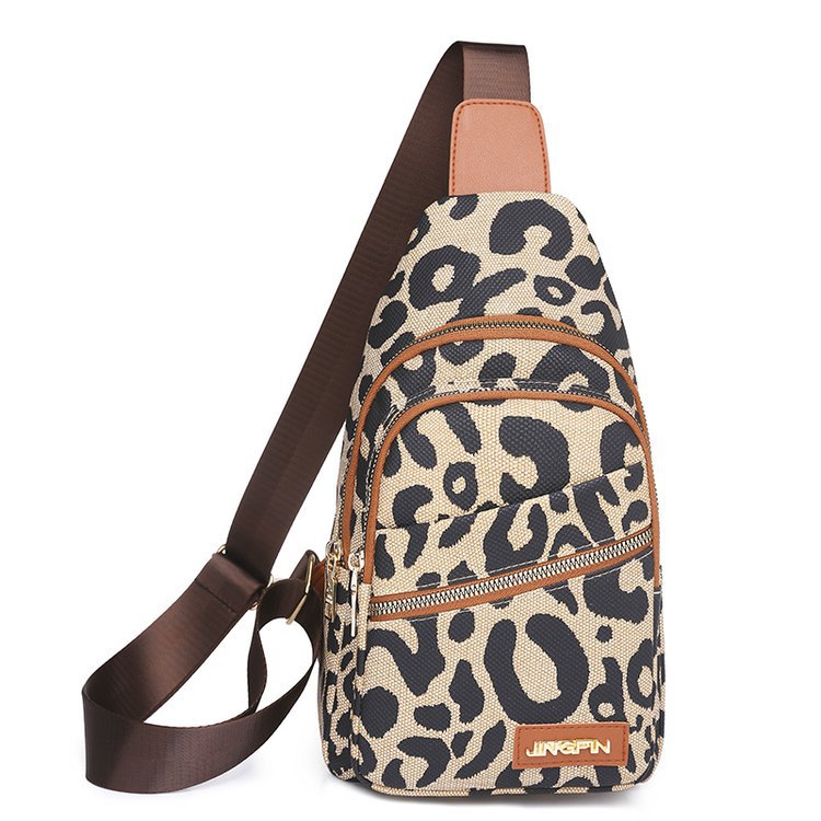 Bolso bandolera con estampado de leopardo