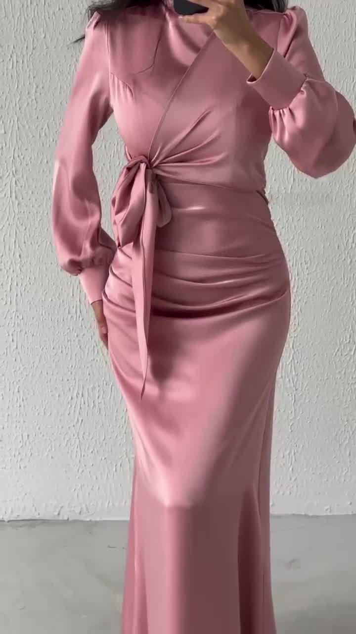 Vestido ajustado de cintura alta