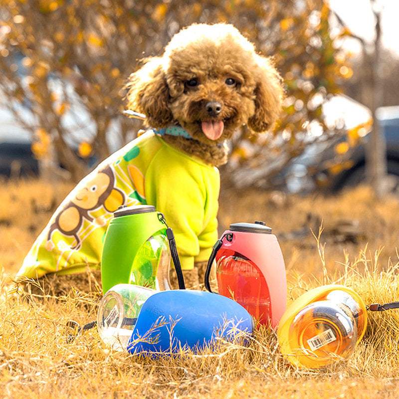 Botella de agua para perros