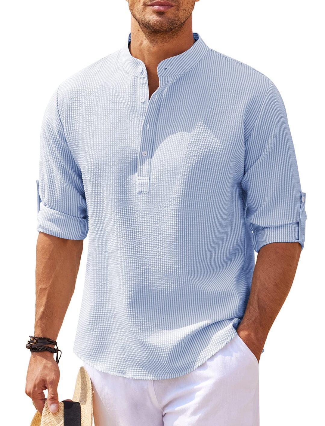 Camisa con botones y cuello alto