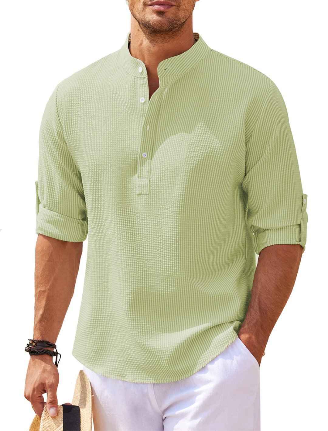 Camisa con botones y cuello alto