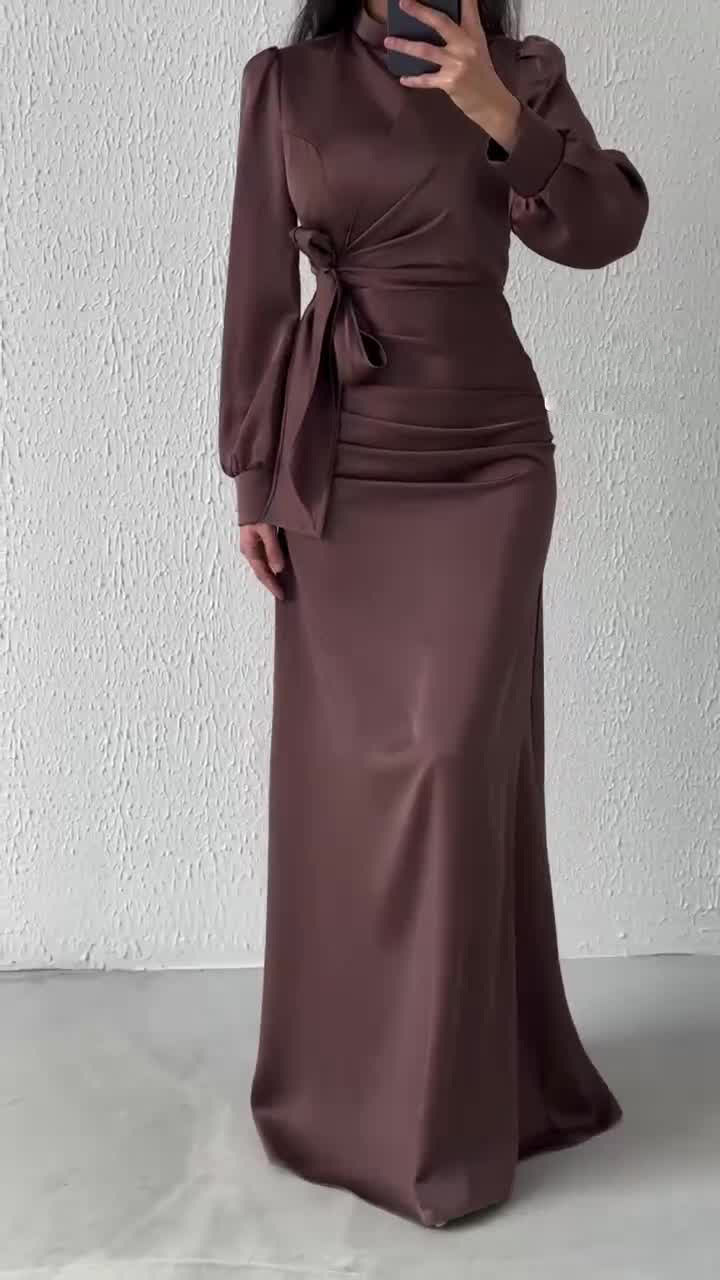 Vestido ajustado de cintura alta