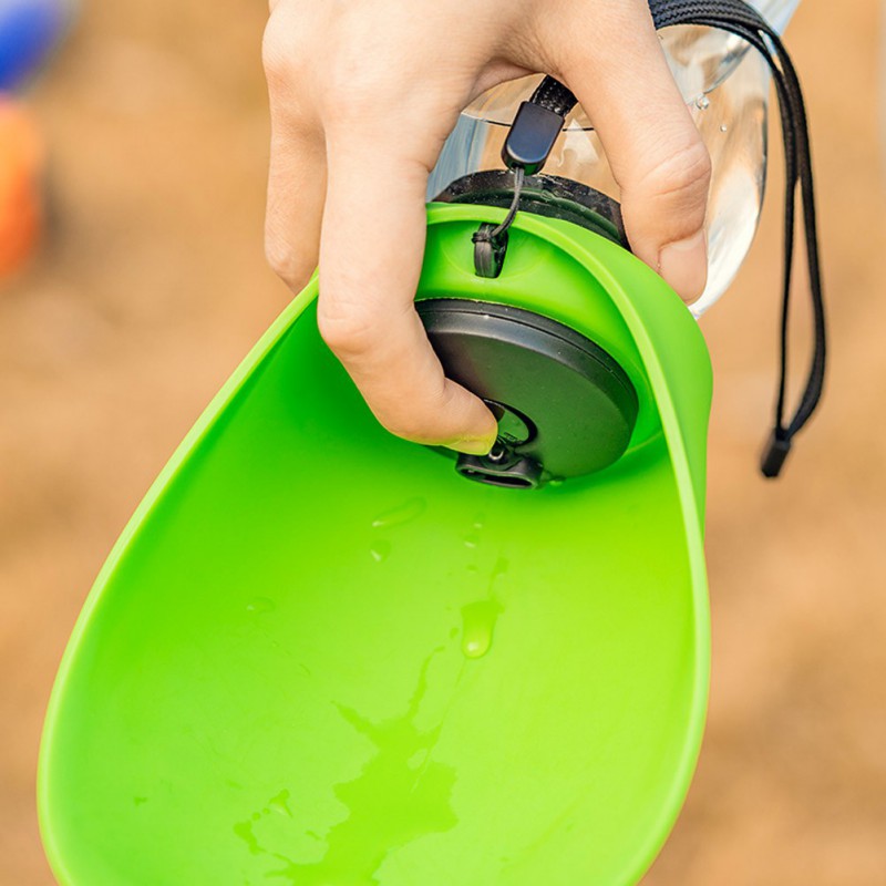 Botella de agua para perros