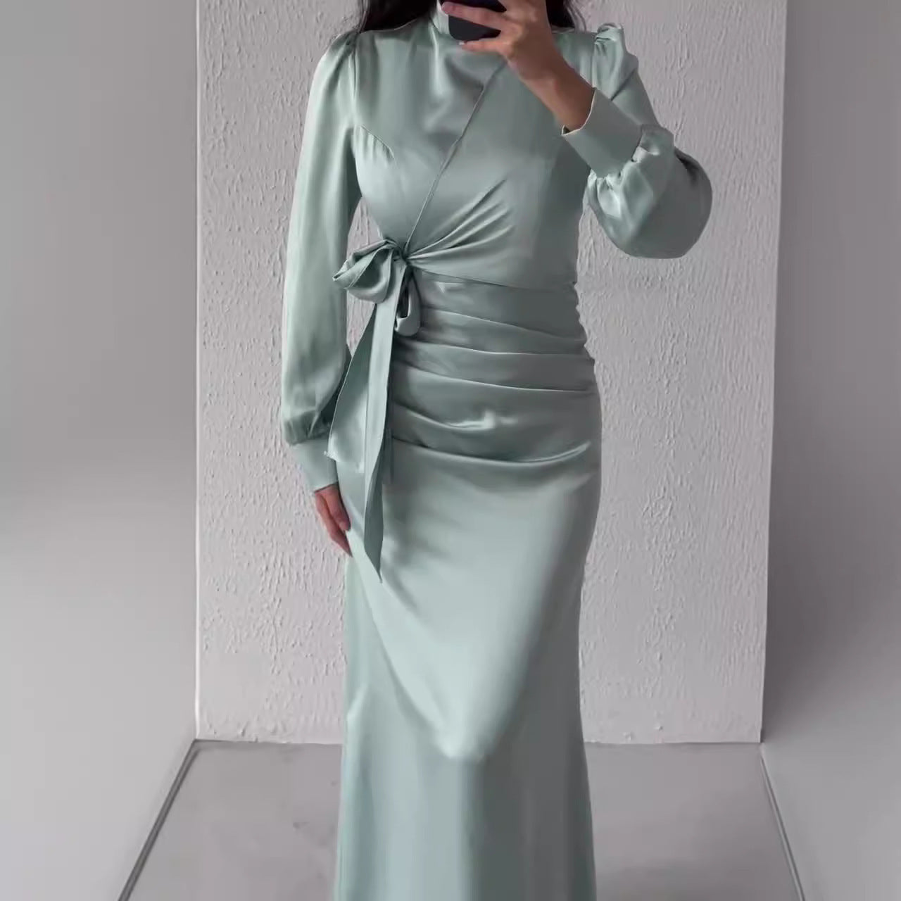 Vestido ajustado de cintura alta