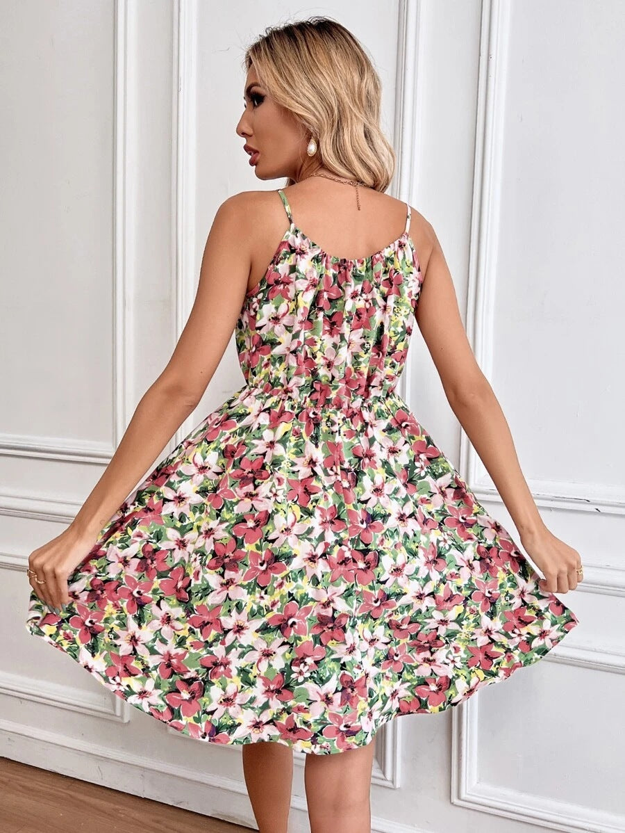 Vestido con tirantes y estampado floral con diseño de cintura elástica