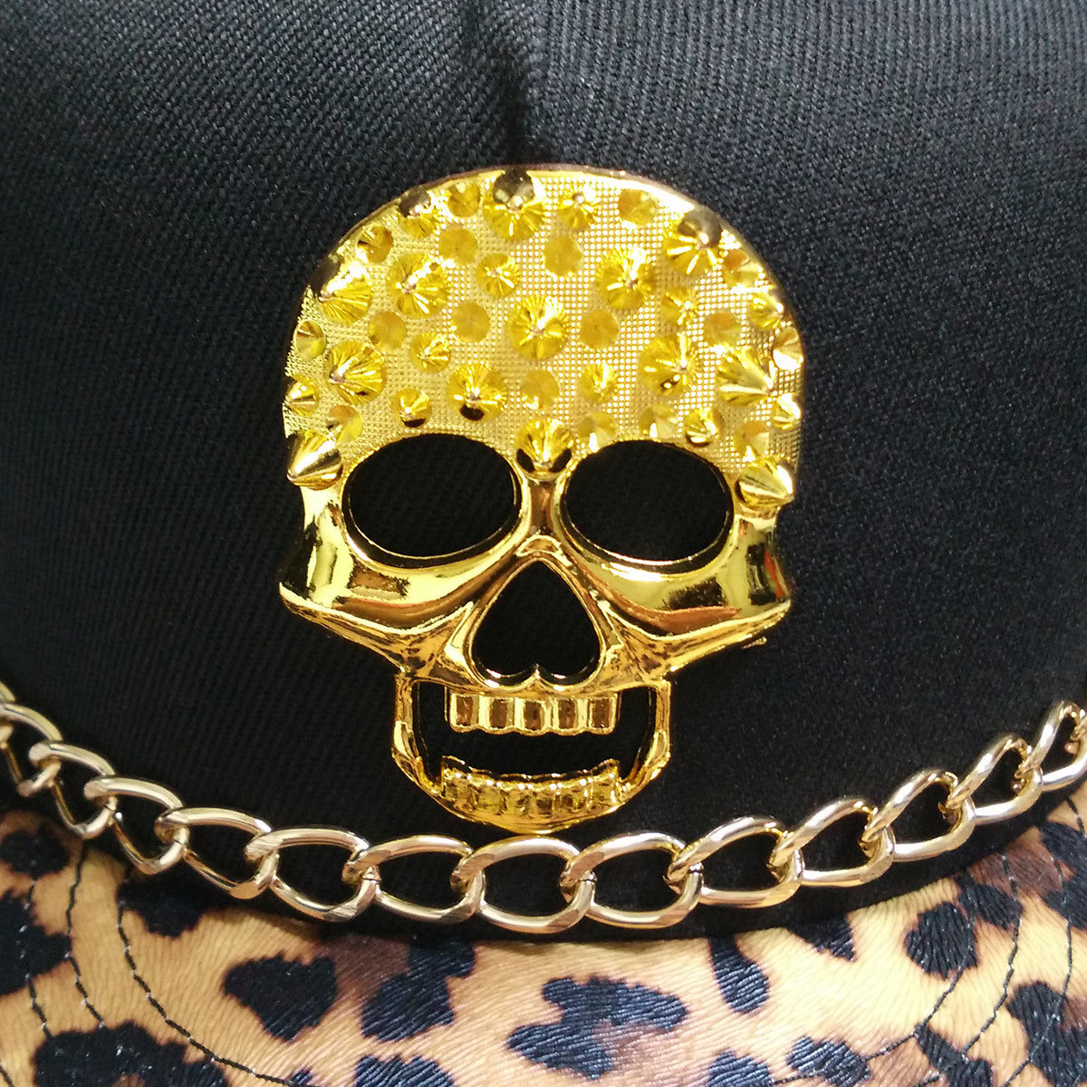 Gorra de ala plana